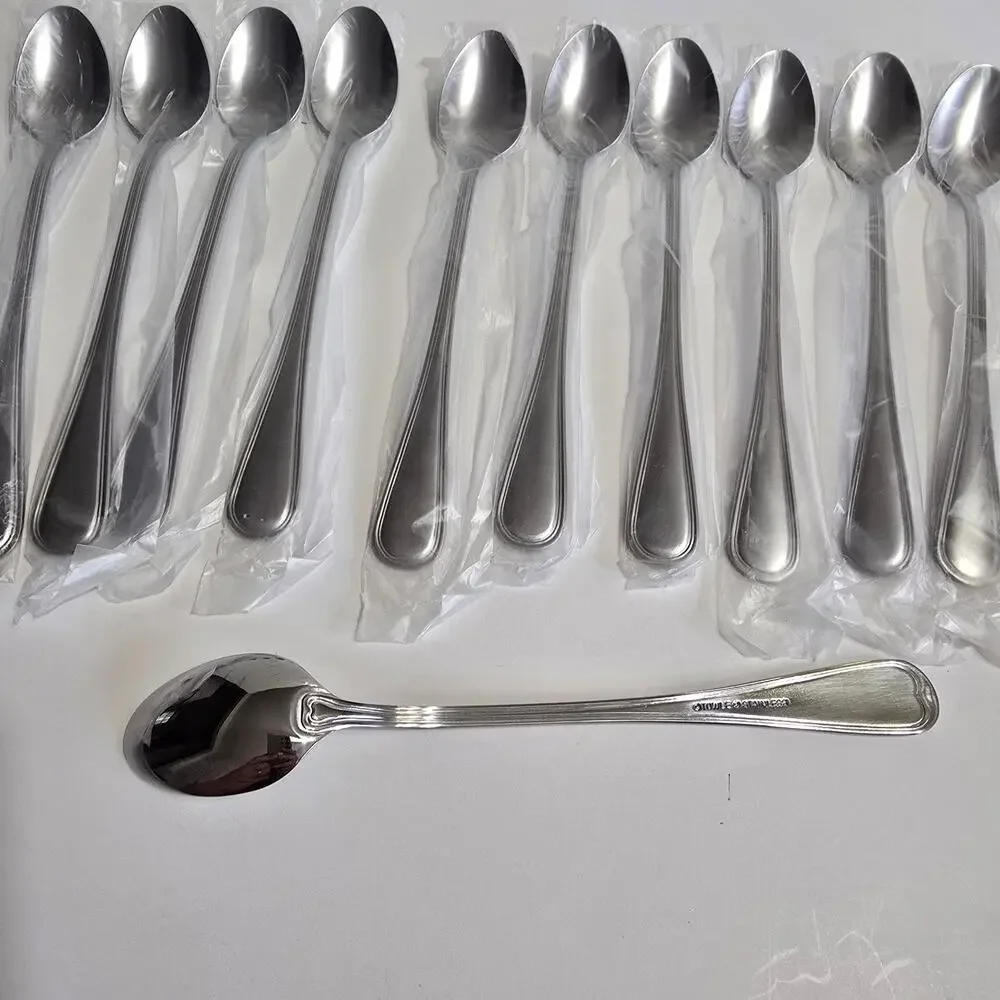NIP TOWLE STRATFORD Stainless Flatware 12 Twelve TEA SPOONS Glossy